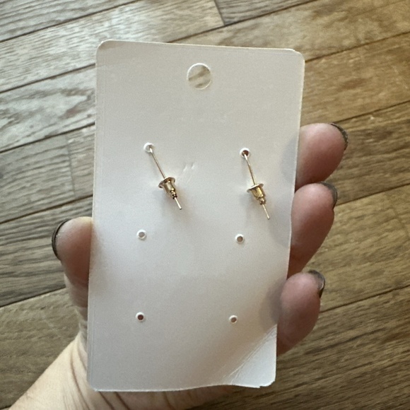 Heart Dangle Valentine Earrings XOXO Acrylic Red‎ White - Picture 2 of 2